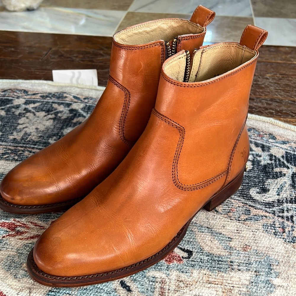 Frye Danielle Short Boots